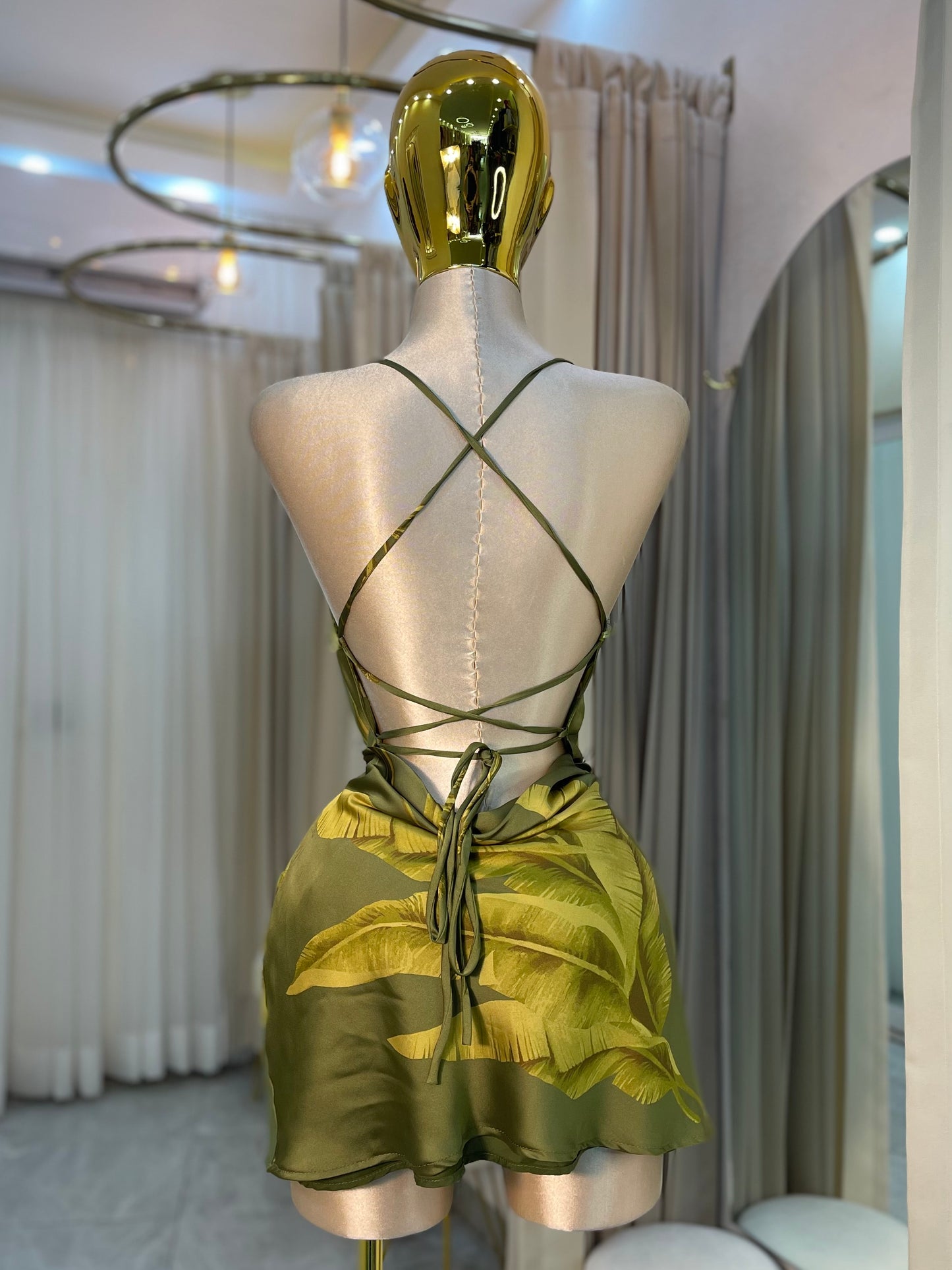 VESTIDO MINI HOJA VERDE OLIVO