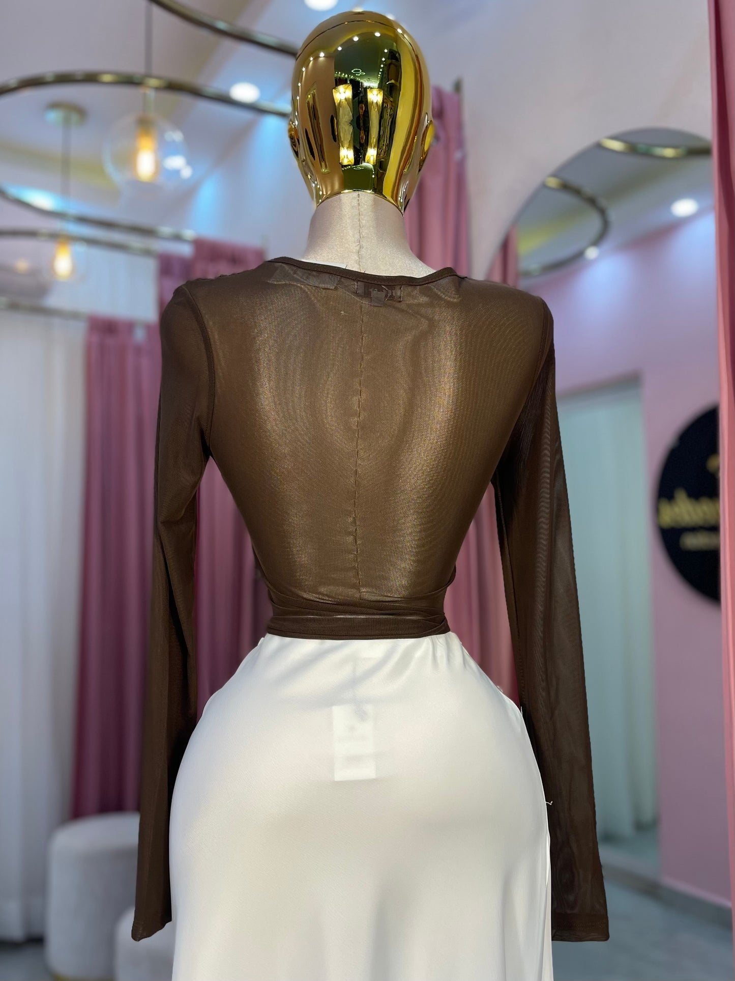 BLUSA MESH CON APLICACION