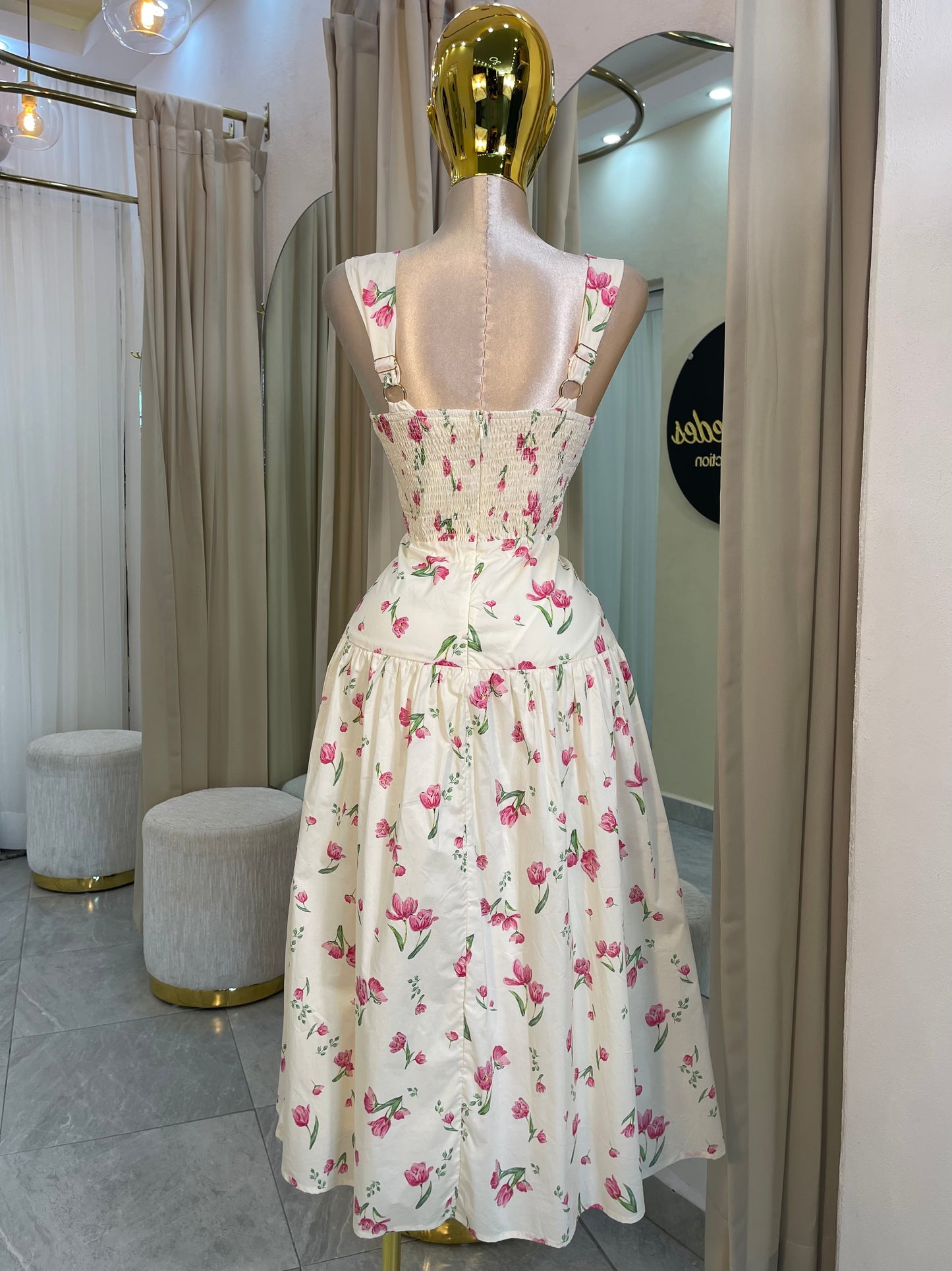 VESTIDO CREMA TULIPANES MIDI