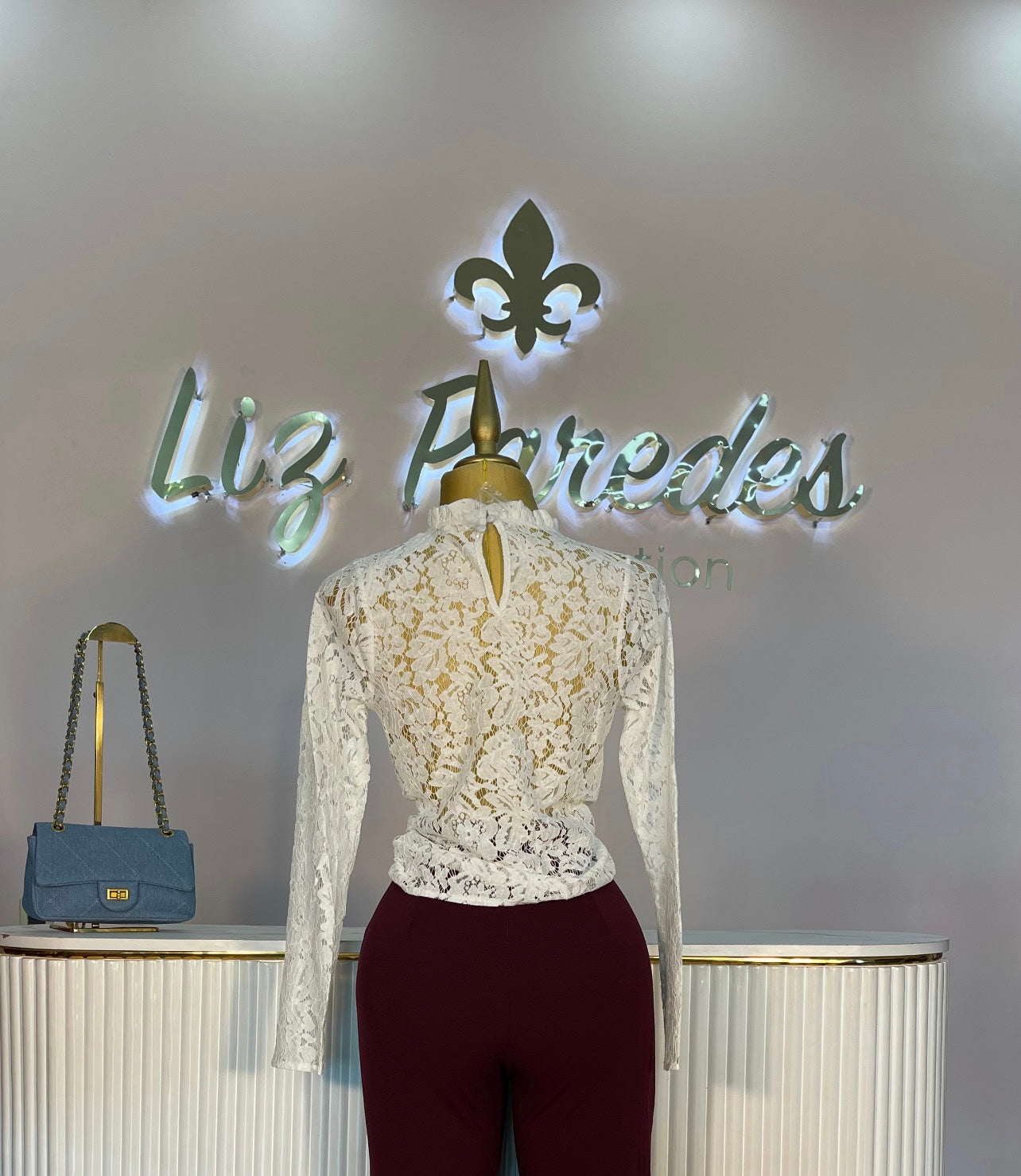 BLUSA MANGA LARGA ENCAJE