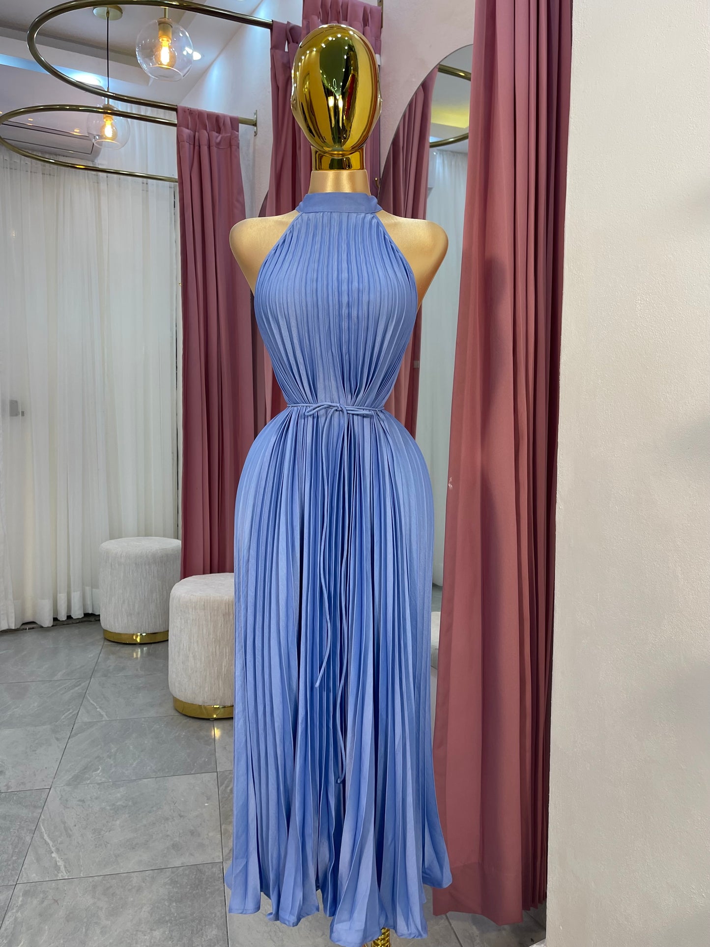 VESTIDO MIDI PLISADO HALTER