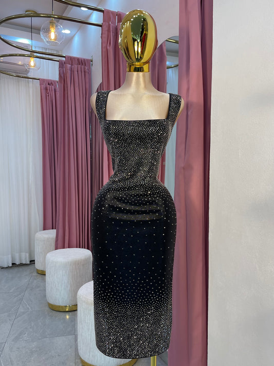 VESTIDO MIDI NEGRO CRISTALES XL