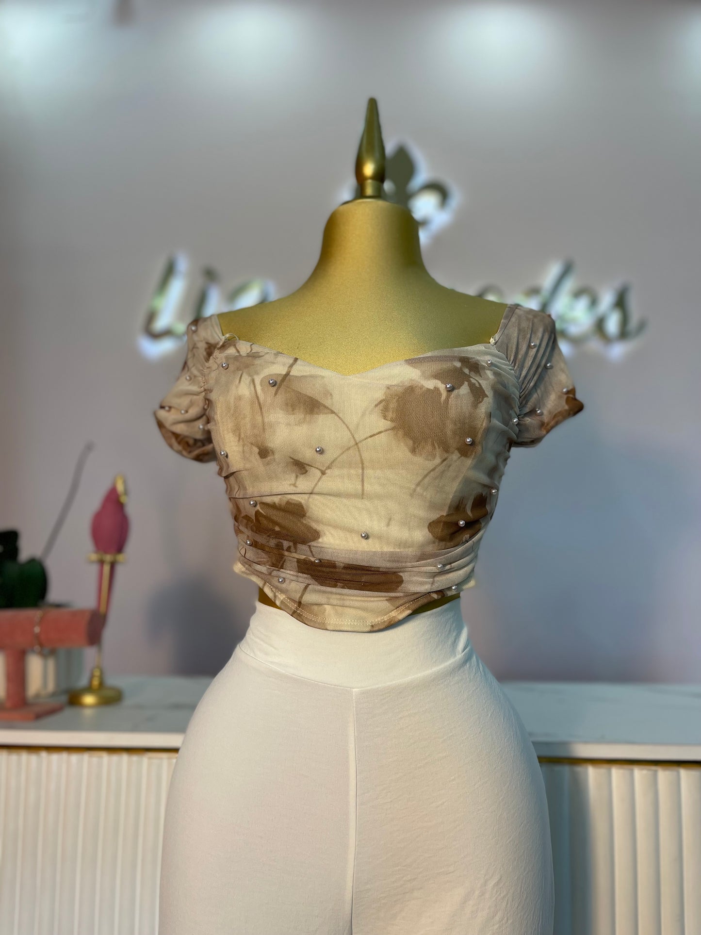 TOP BEIGE/CAFE PERLAS