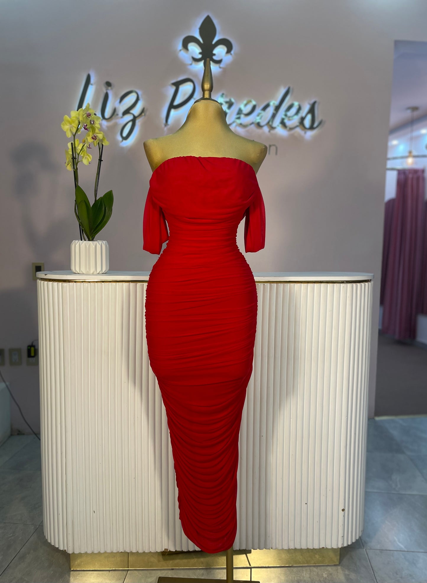 VESTIDO MAXI MESH MANGA CAIDA