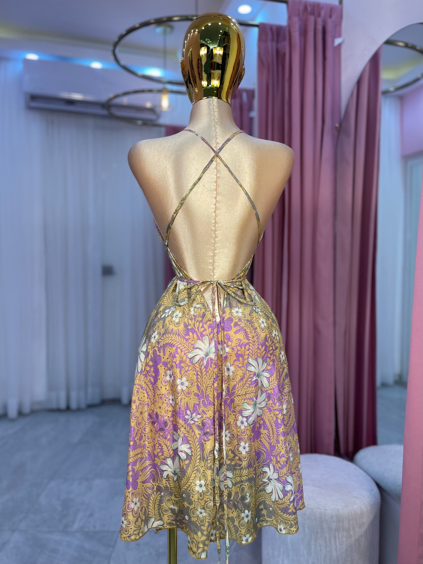 VESTIDO MINI HINDÚ HALTER