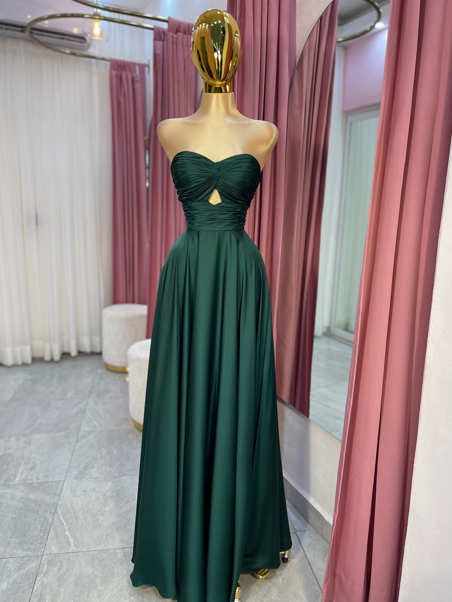 VESTIDO MAXI STRAPLESS SATIN