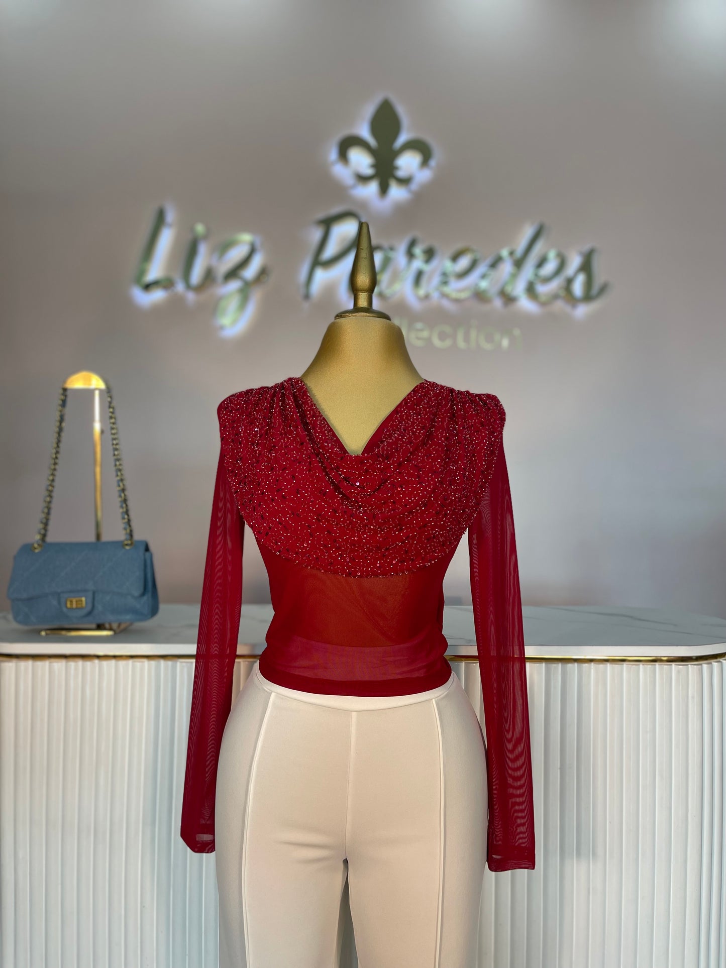 BLUSA MESH CON APLICACION