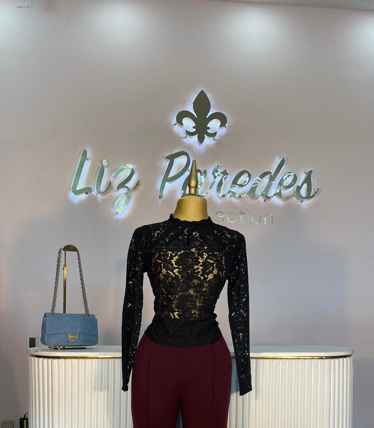 BLUSA MANGA LARGA ENCAJE