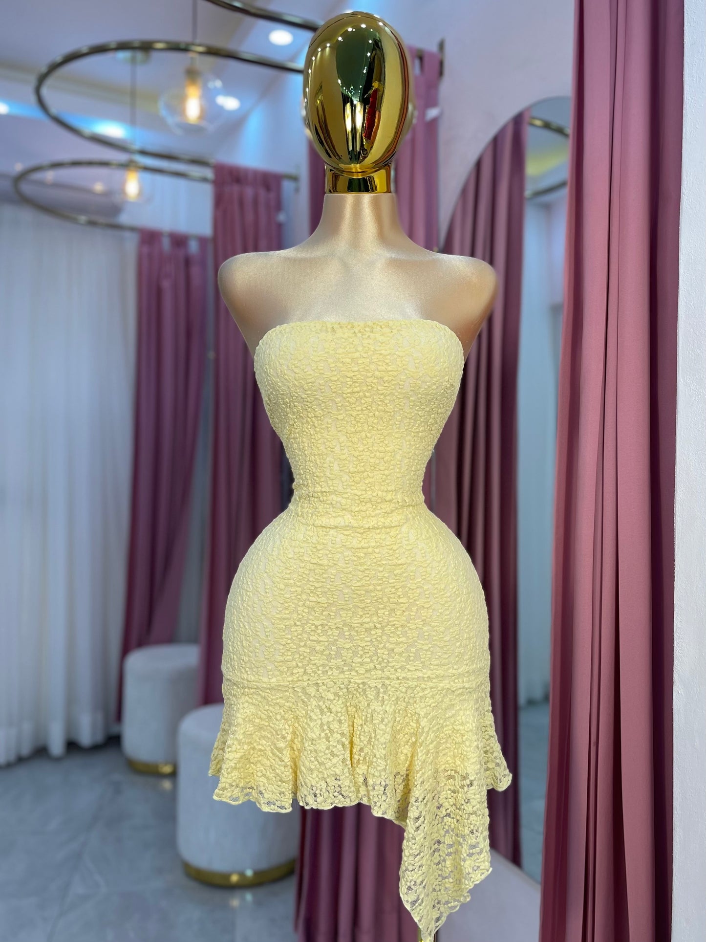 VESTIDO MINI ENCAJE AMARILLO