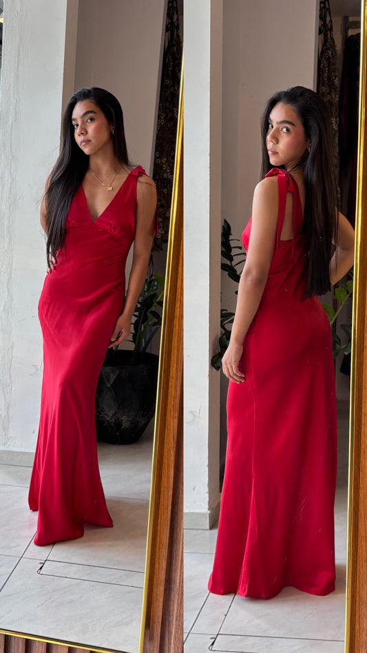VESTIDO MIDI SATÉN LENCERO
