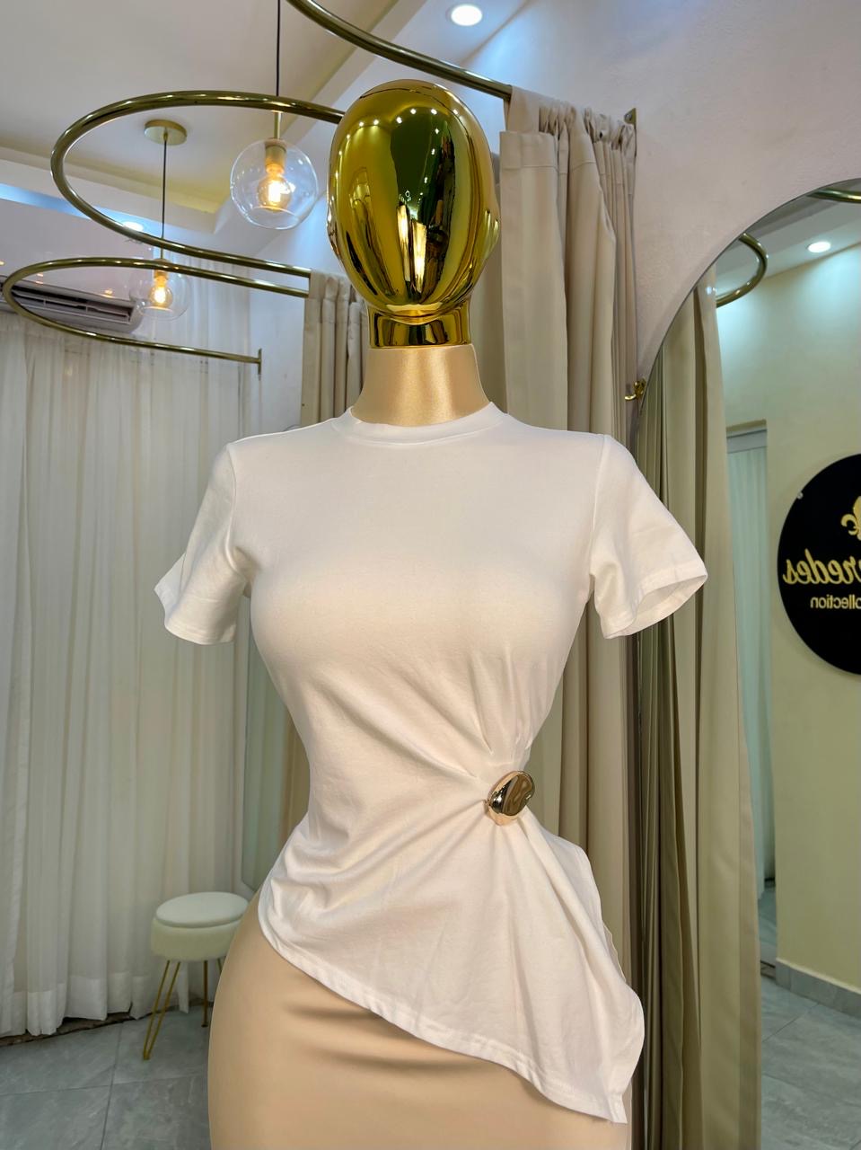 BLUSA MANGA CORTA ASIMÉTRICA