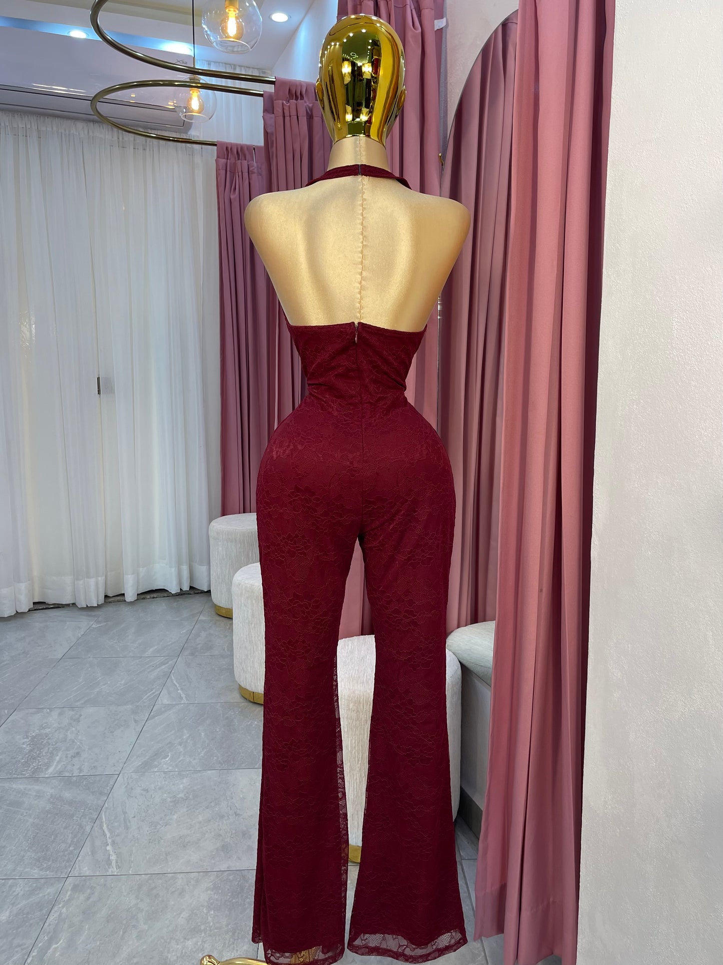 JUMPSUIT ENCAJE TINTO