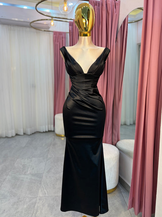 VESTIDO MAXI NEGRO DRAPEADO