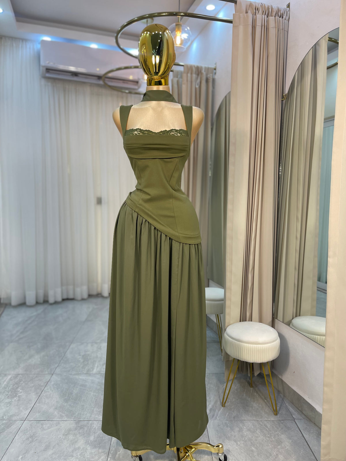 VESTIDO MAXI ASIMETRICO BUST OLIVO