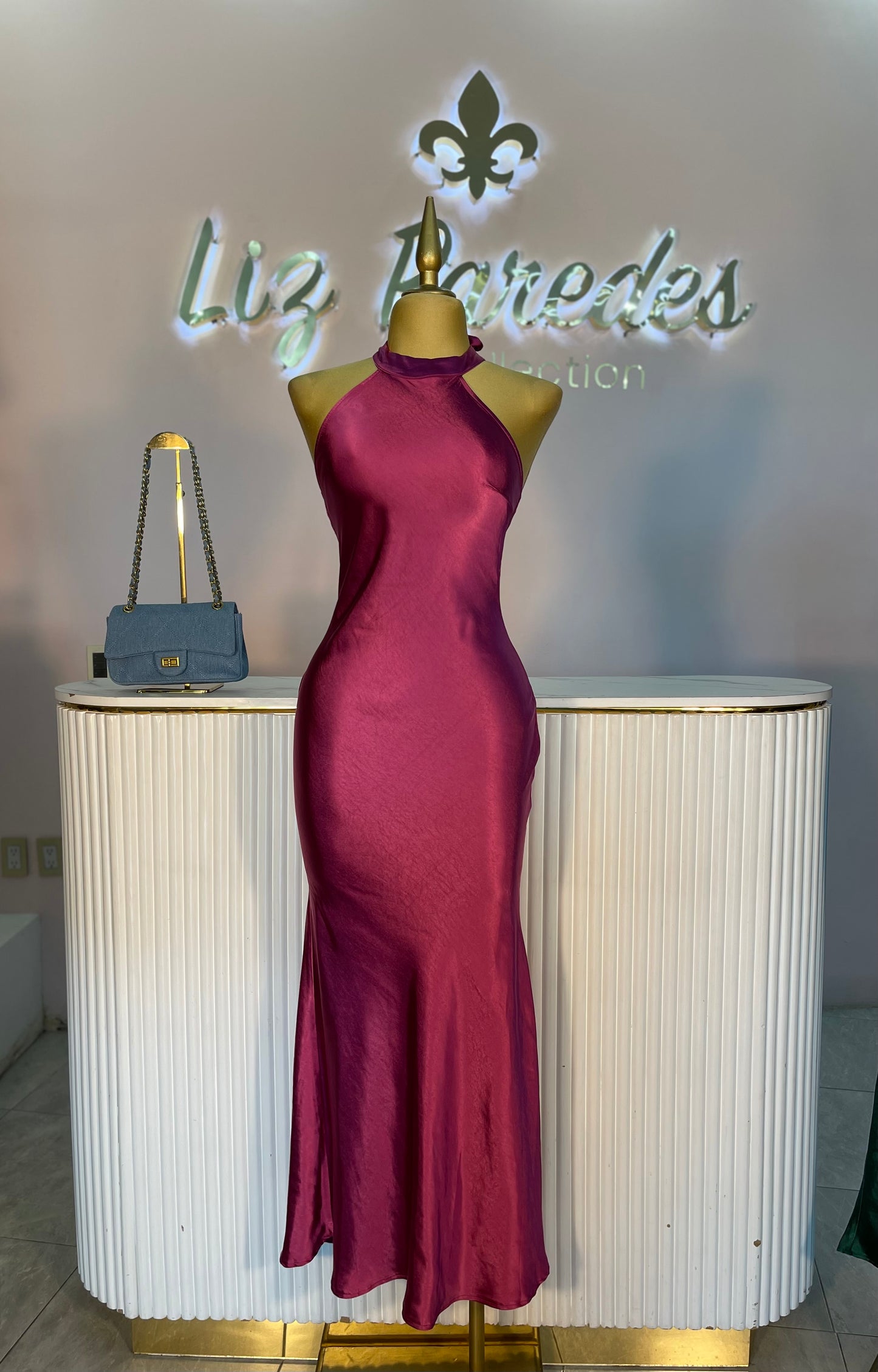 VESTIDO MAXI CORTE SIRENA HALTER