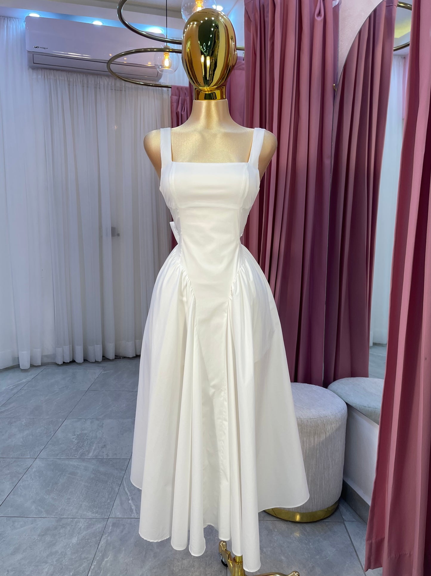 VESTIDO MIDI CORTE A PRINCESA BLANCO