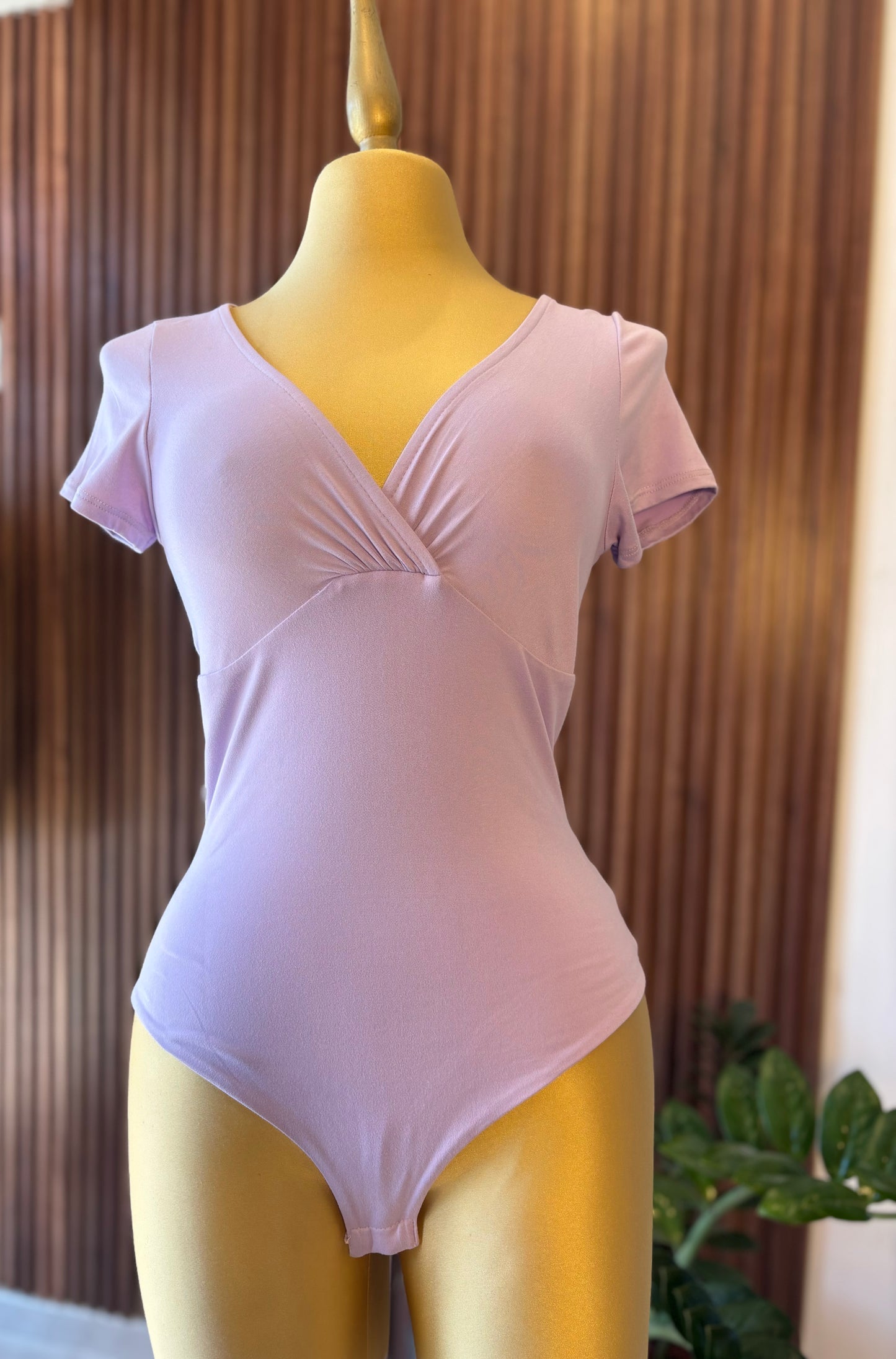 BODY CUELLO V