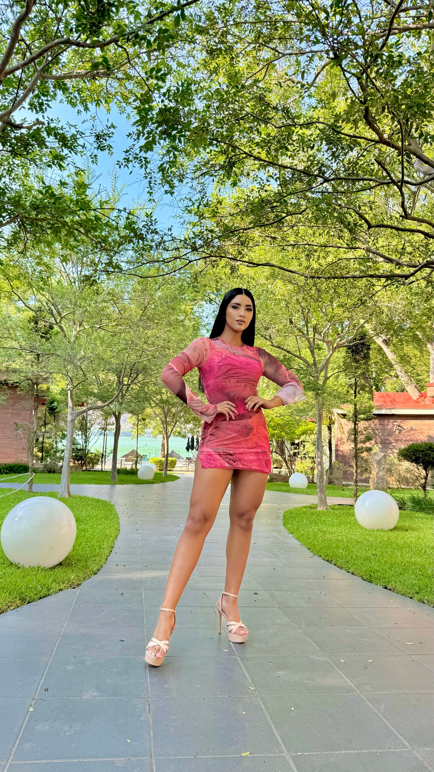 VESTIDO-MINI MESH MANGA LARGA