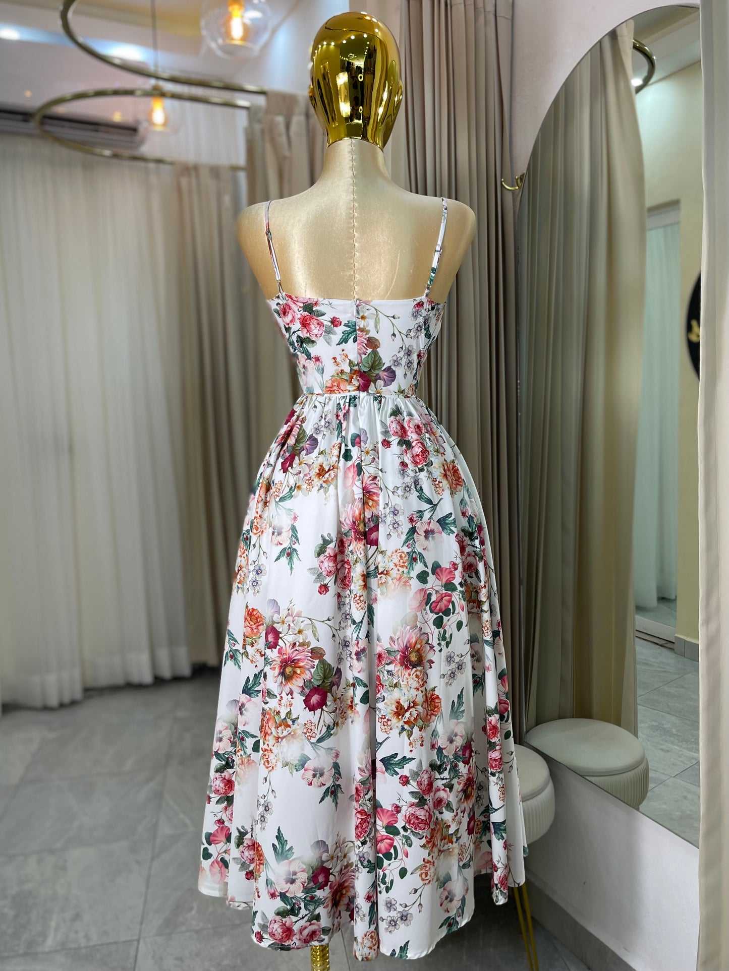 VESTIDO MIDI PRINCESA EST. BLANCO/ROJO