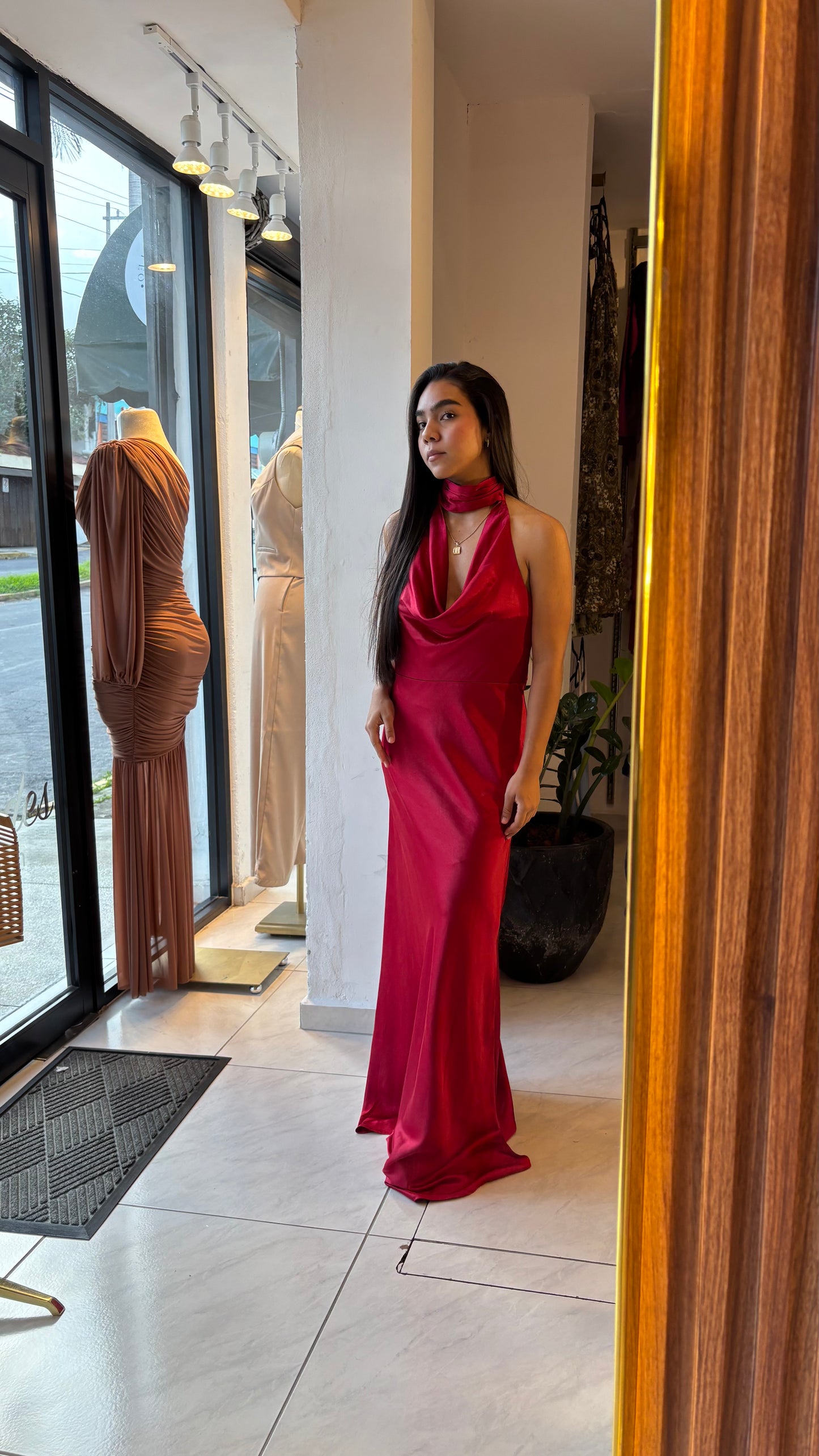 VESTIDO MAXI HALTER