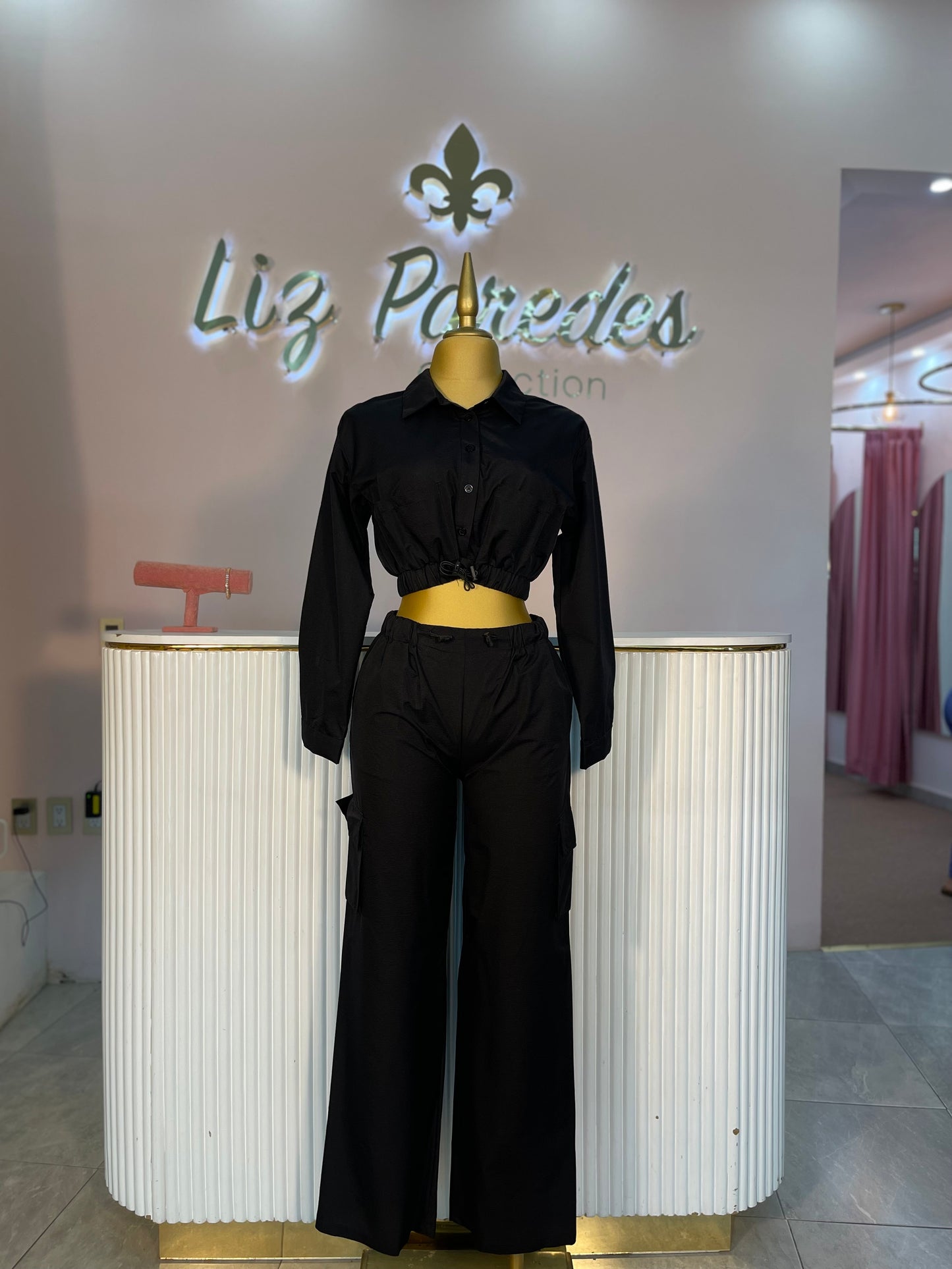 SET CROP TOP/PANTALON CARGO