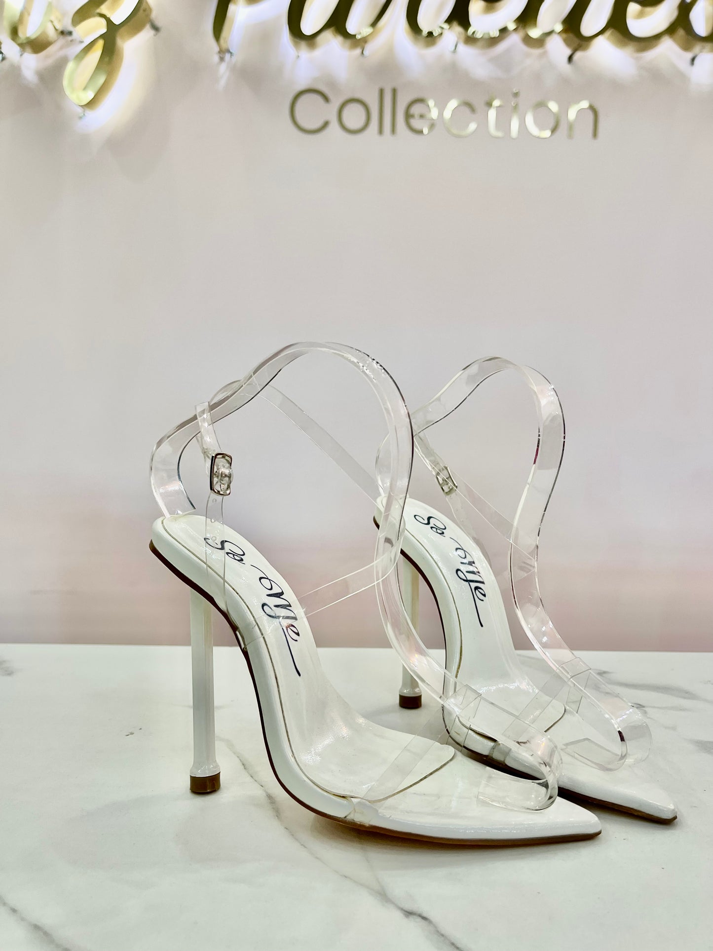ZAPATILLAS BLANCAS