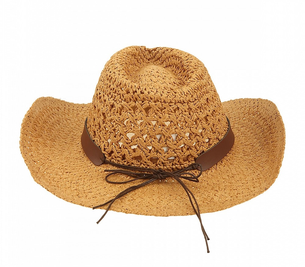 SOMBRERO DE PAJA CON CUENTAS ESTILO VAQUERO.