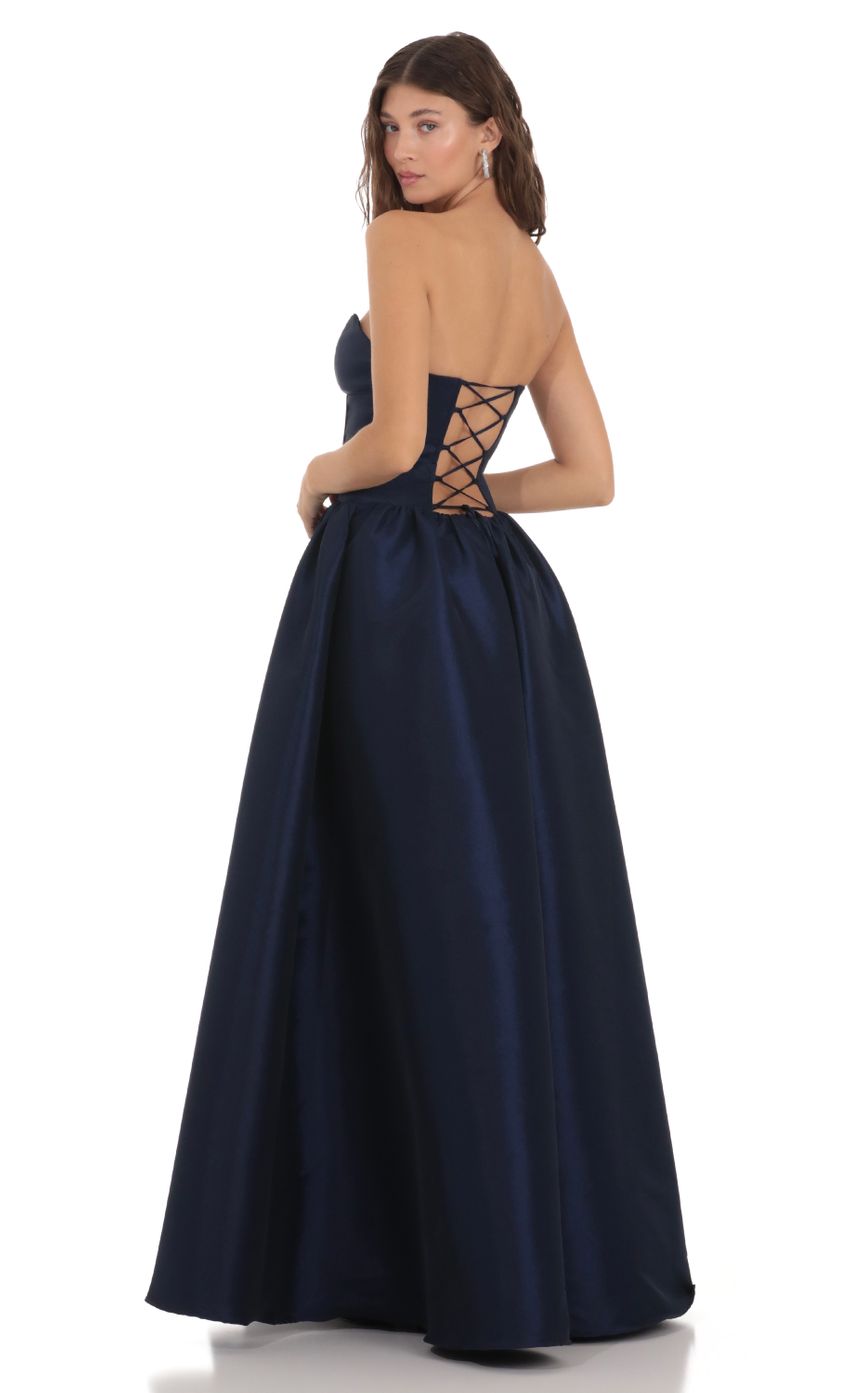 Vestido maxi corset strapless corte A