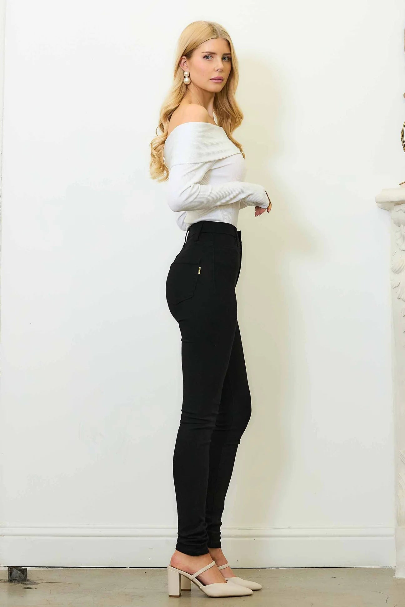 PANTALON NEGRO P1001