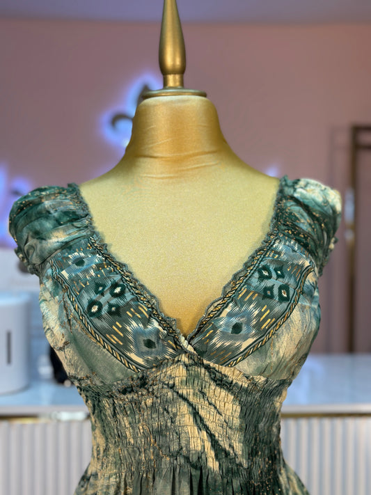 VESTIDO HINDU MANGA CORTA