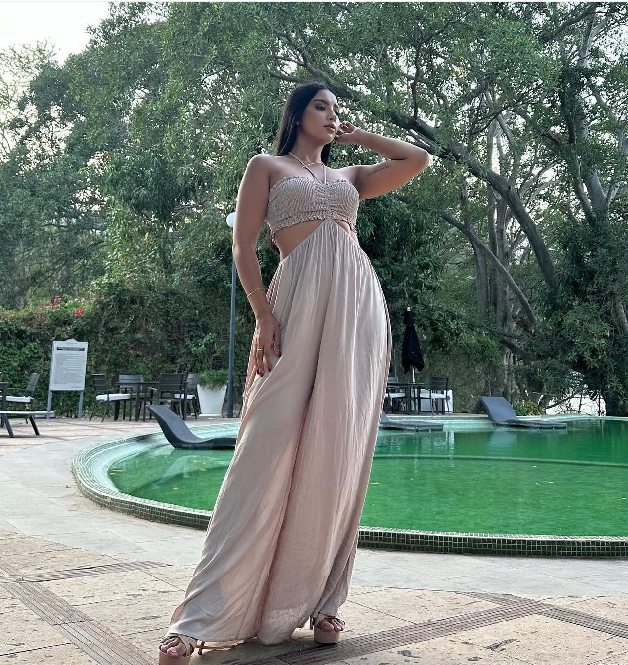 JUMPSUIT LINO NUDE HALTER
