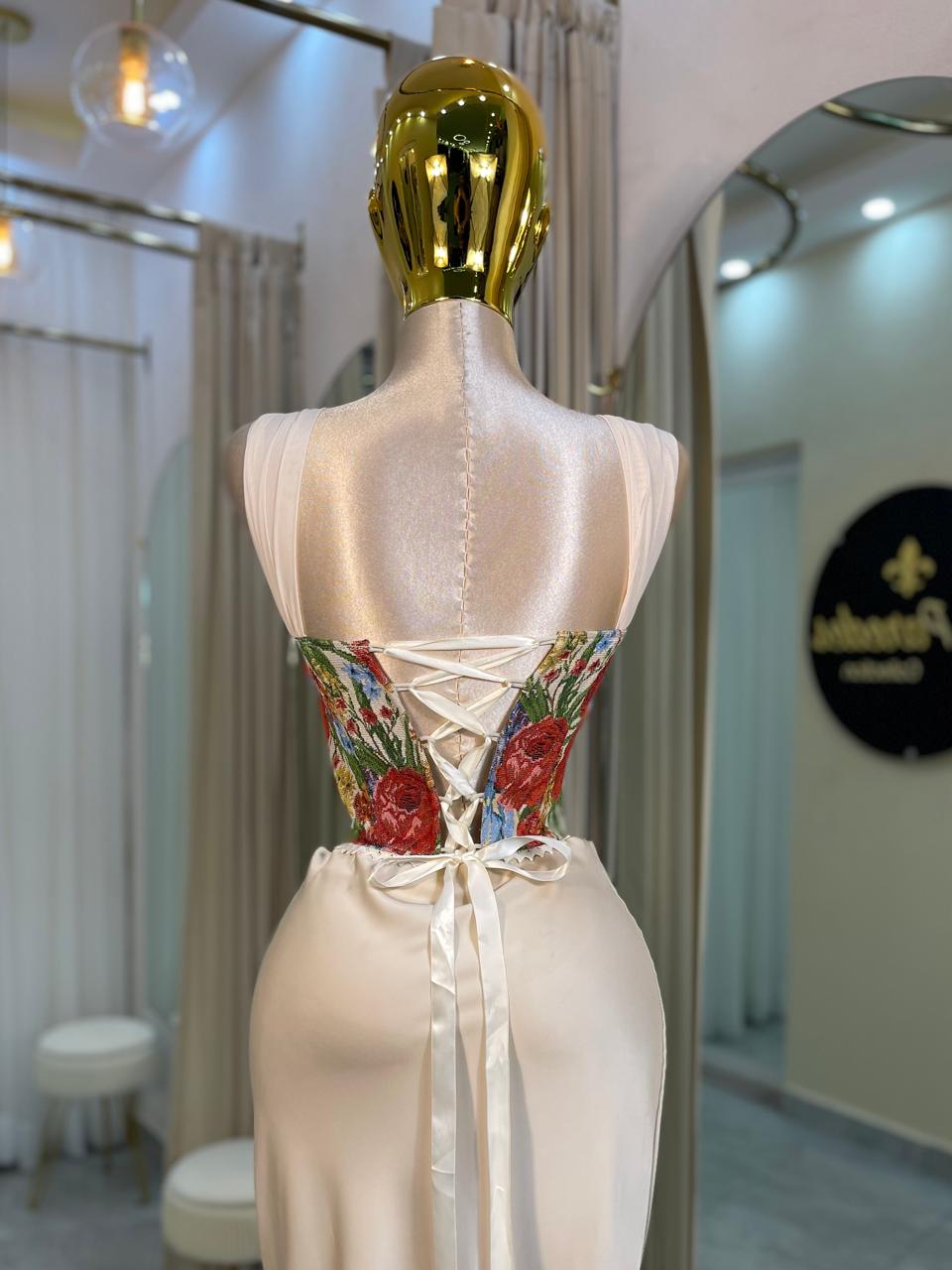 CORSET EST FLORES