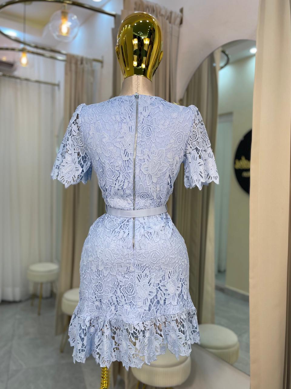 VESTIDO MINI BORDADO BOTONES CRIST