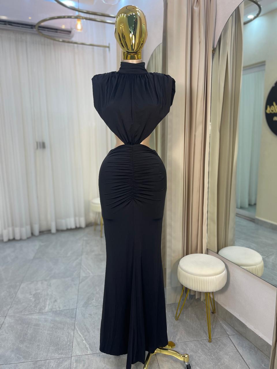 VESTIDO MAXI CUT OUTS HOMBRERA